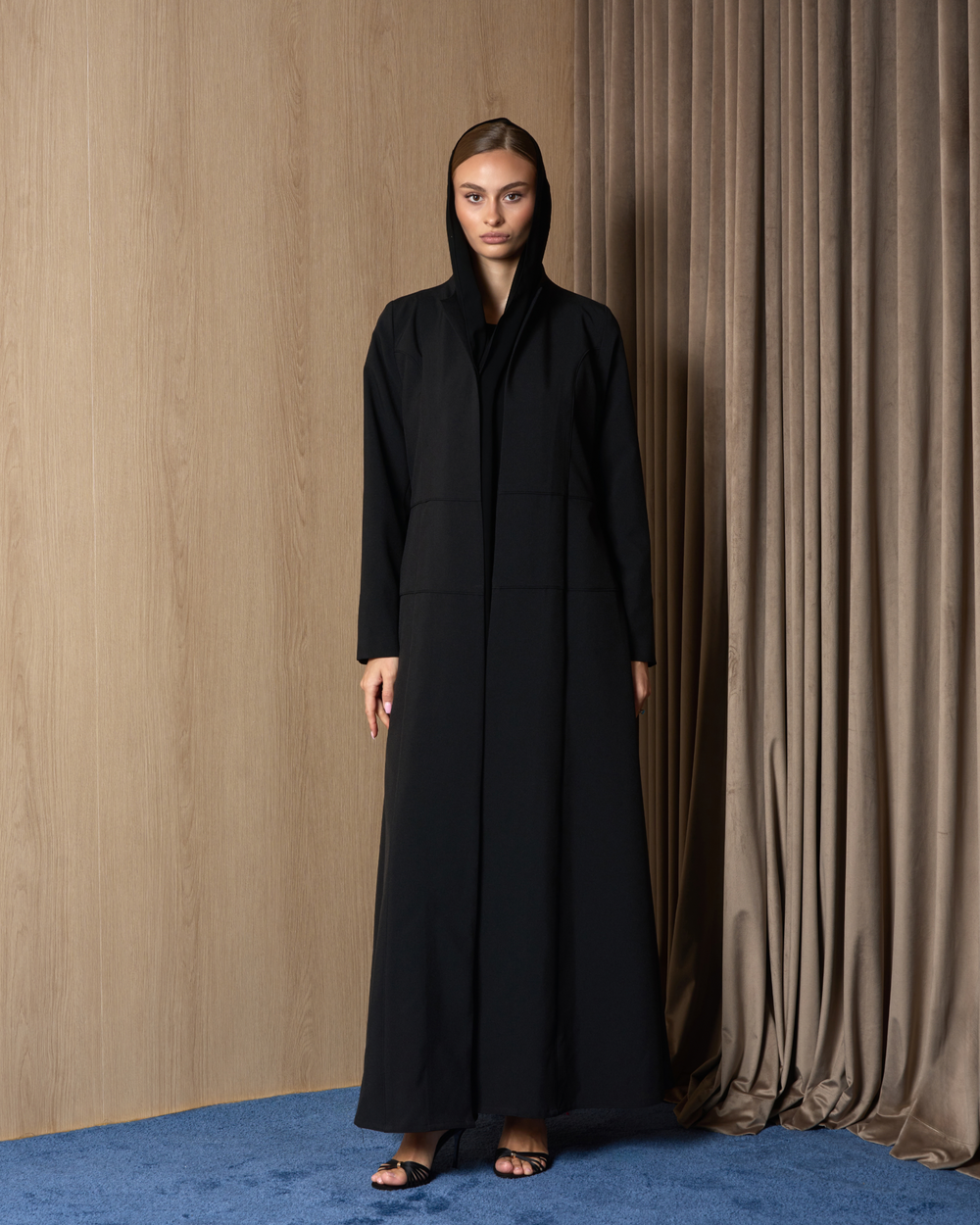 The Structured Abaya (Black)