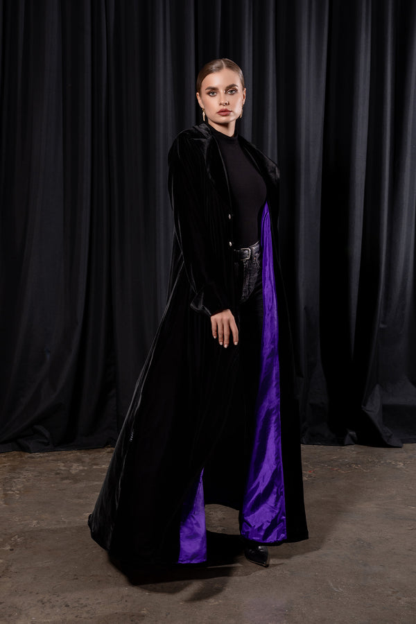 Velvet Contrast