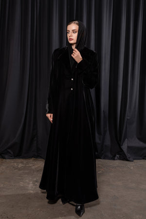 Velvet Contrast
