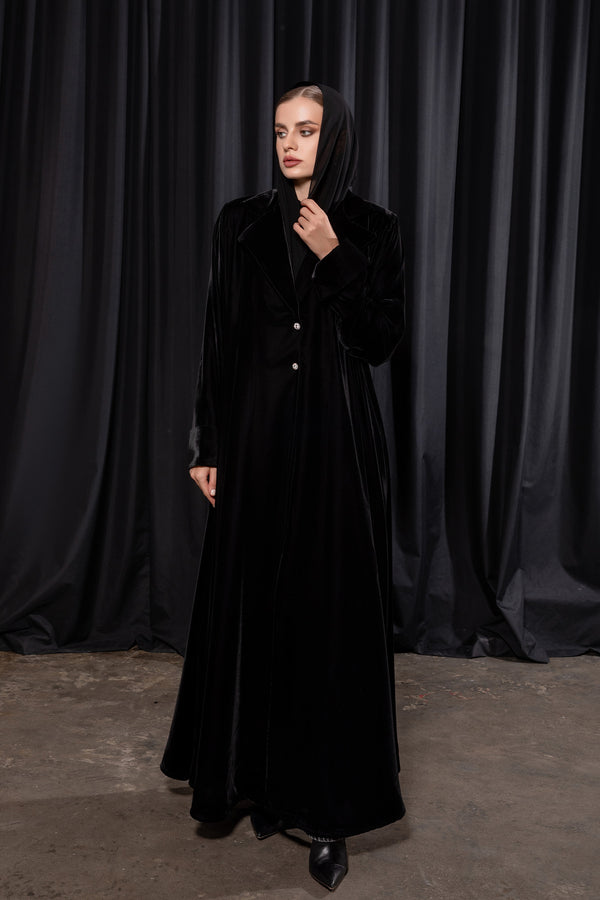 Velvet Contrast